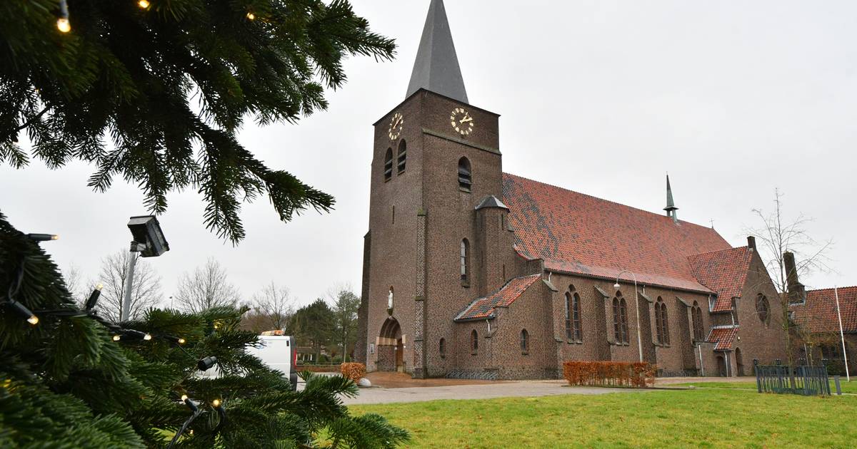 Doek valt voor kerken Beckum en Bentelo: 'Hoop op goede manier herbestemming door lokale gemeenschap