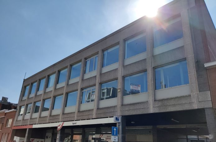 De nieuwe campus van CVO is gelegen op het Kiel, in de De Bosschaertstraat, en biedt plaats aan een 800-tal cursisten.