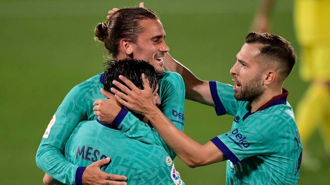 Deux bijoux et une large victoire: le Barça garde espoir