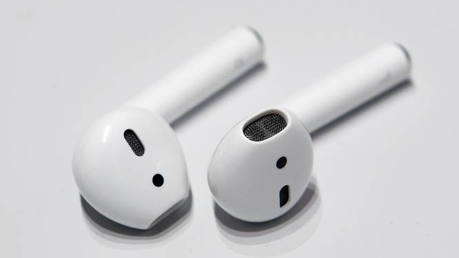 12-jarige uit VS scheurt trommelvlies door te luid signaal AirPods, Apple aangeklaagd