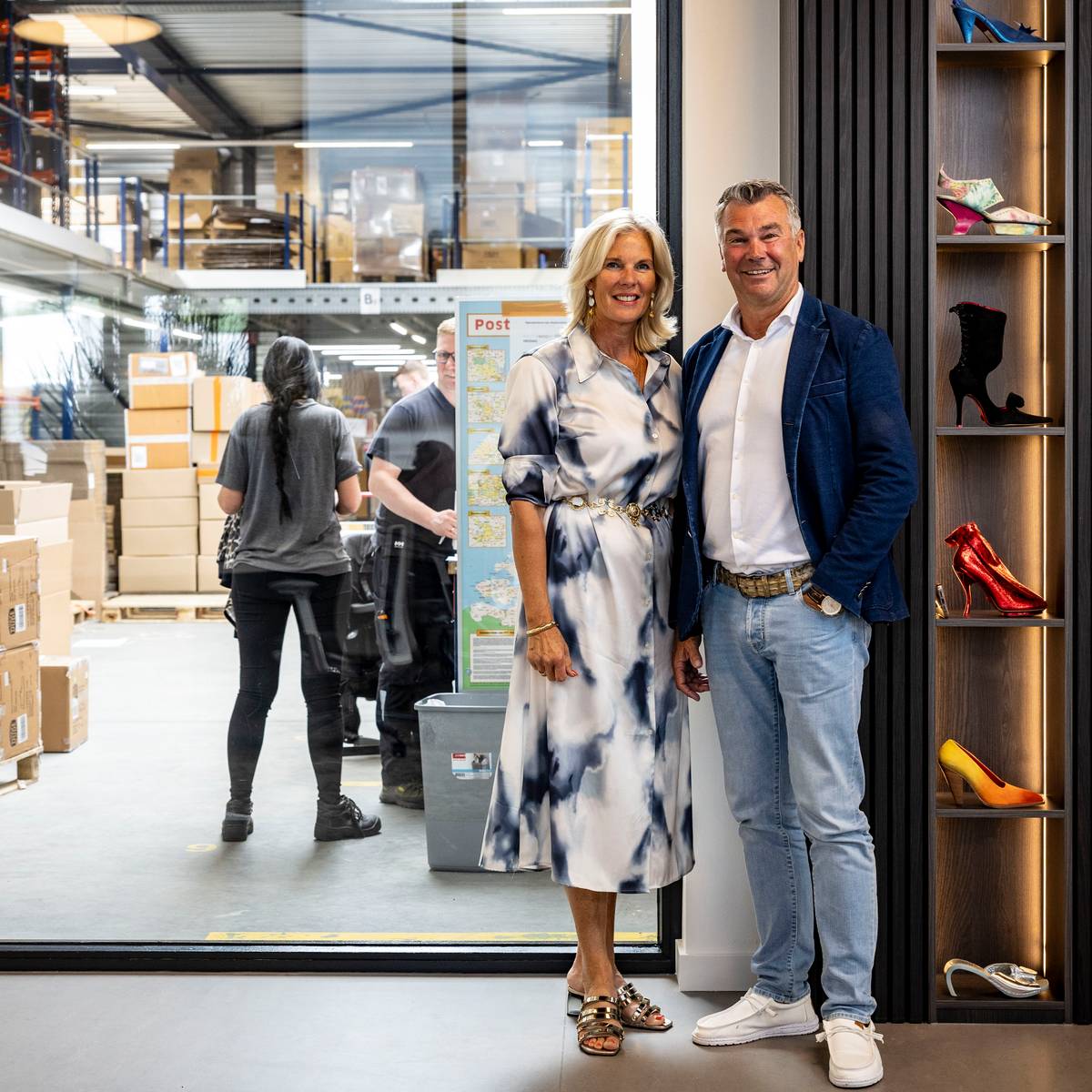 Achter de schermen bij de Hooijer Group hier wachten 800.000 paar schoenen op nieuwe eigenaar Oldenzaal tubantia