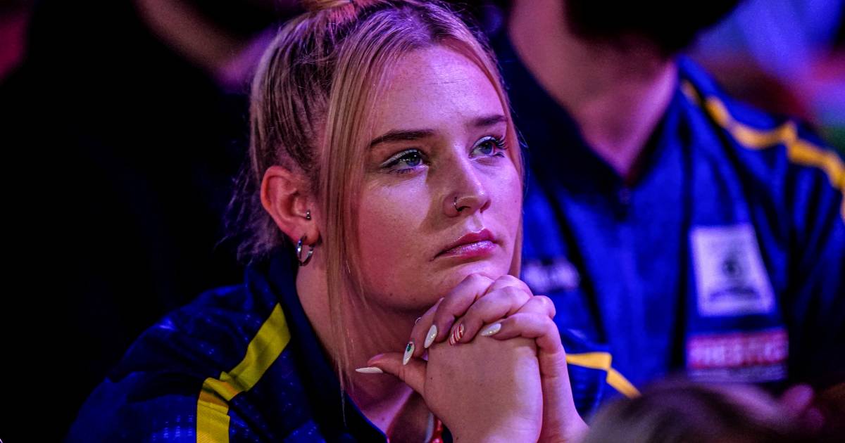 Luke Littler's girlfriend (16 years old), five years older than him, receives a lot of criticism, and her mother is angry: “She doesn't care about the money” |  World Cup of Darts