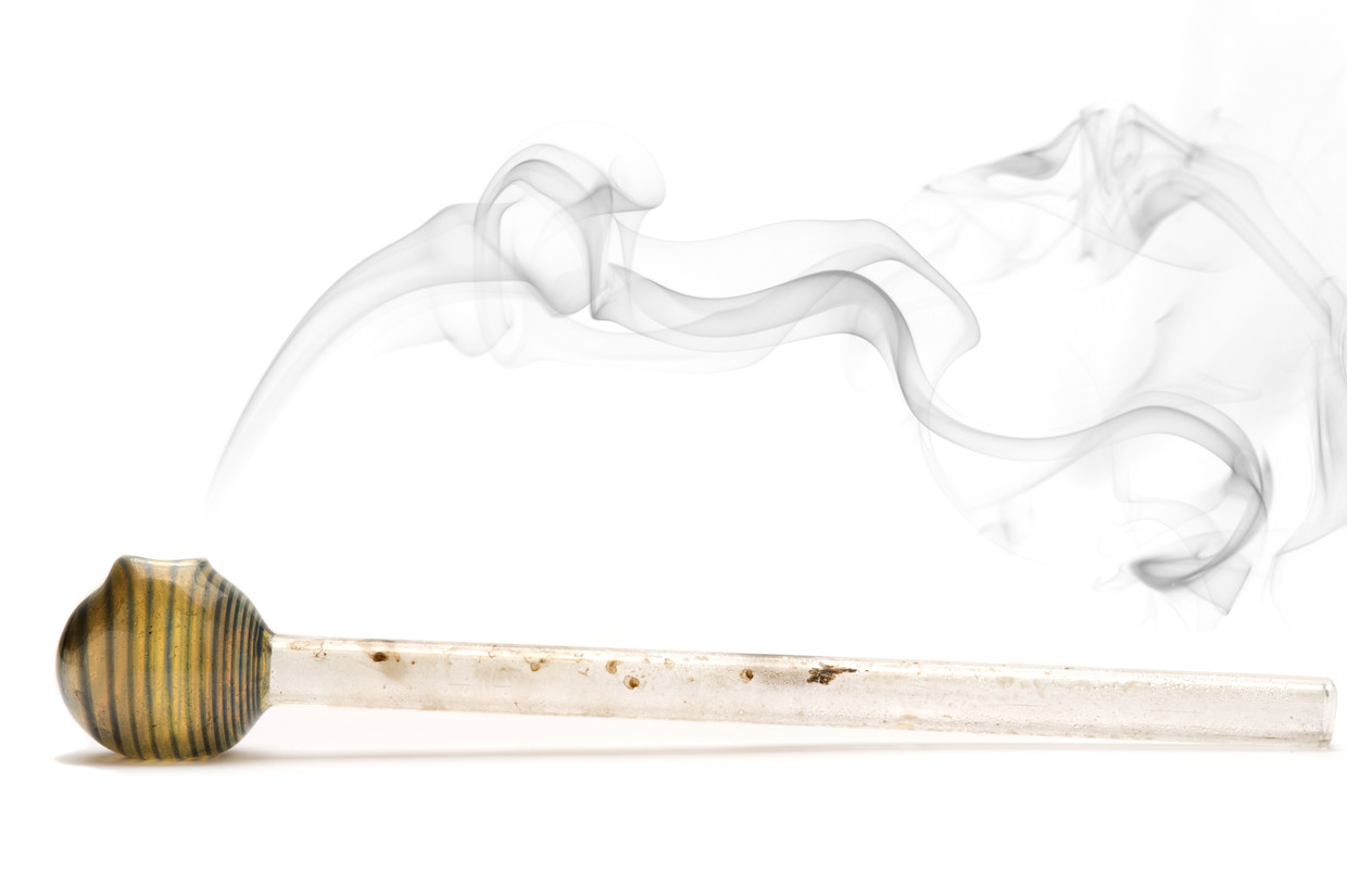 Crystal meth kan gerookt worden, maar ook gesnoven of gespoten.