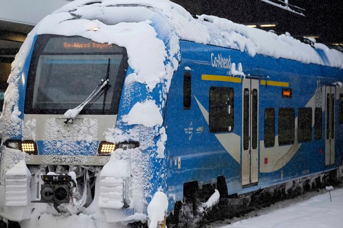 Het treinverkeer in Duitsland ondervindt eveneens hinder van de sneeuw.