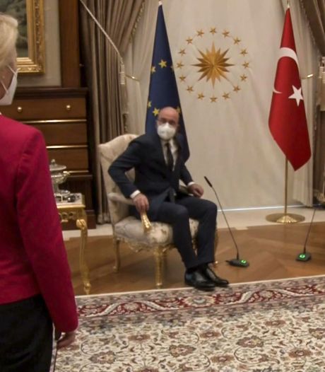 Turkije en EU wijzen naar elkaar in ‘sofagate’ Von der Leyen