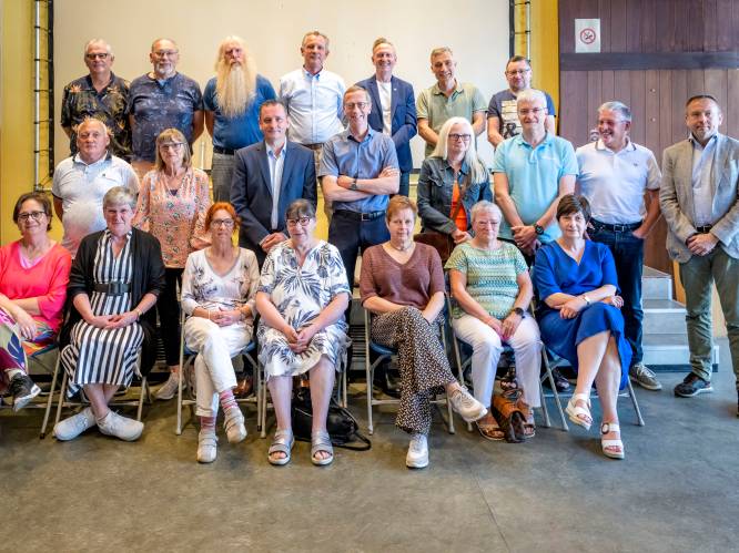 Heemkring Marcel Bovyn trakteert zestigjarigen op geschiedenis en receptie