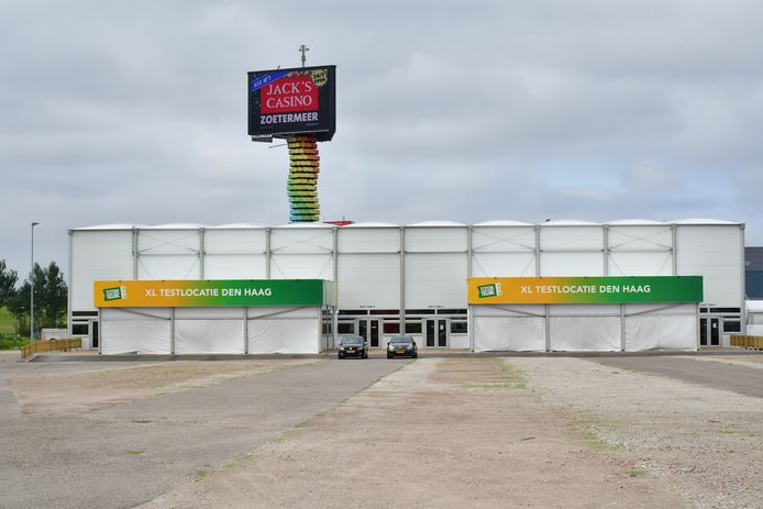 Nieuwe testlocatie bij het ADO-stadion in Den Haag voor 'Testen voor Toegang'.
