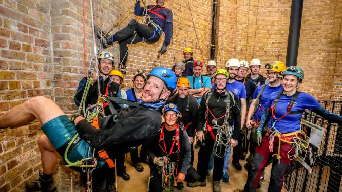 Speleologen over heel Vlaanderen testen nieuw touwenparcours in Oude Watertoren: “Een unieke plek waar je alle technieken kan leren”