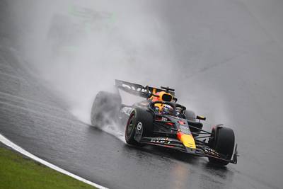 Zo rijd je slim door de regen, net als Max Verstappen