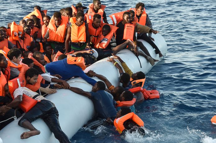Archiefbeeld, veel Afrikaanse migranten proberen via Libië de oversteek naar Europa te maken.