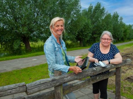 Afina (64) redt zich beter dankzij nieuwe trend: thuiszorg op afstand