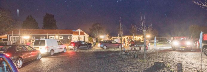 Veel mensen uit Waarde en omgeving weten de weg al aardig te vinden naar het drive-thru restaurant van de familie Goud