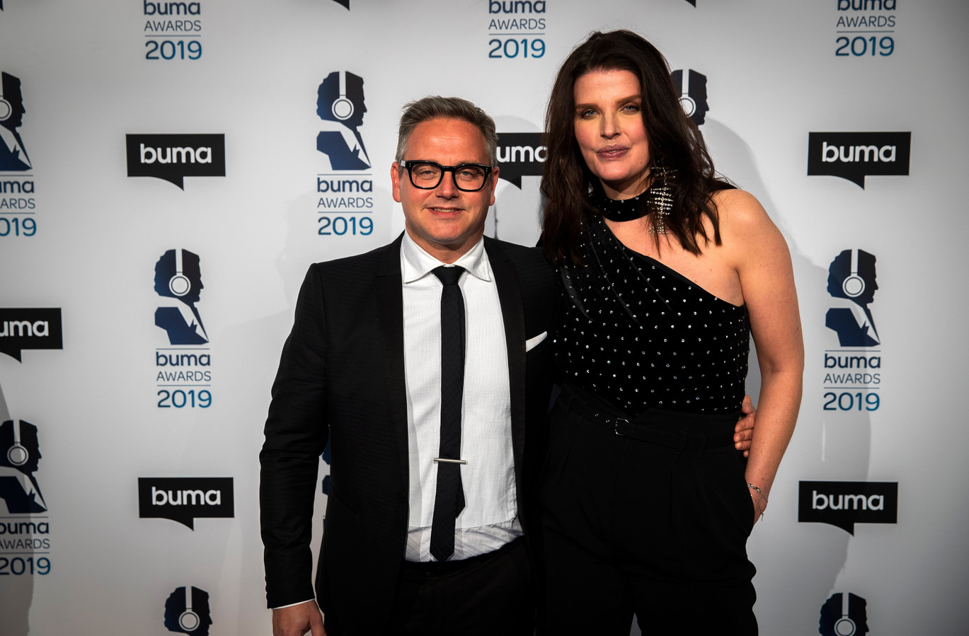 Vriendin Guus Meeuwis haalt uit naar René van der Gijp ‘Ik heb een kutweek gehad’ Foto
