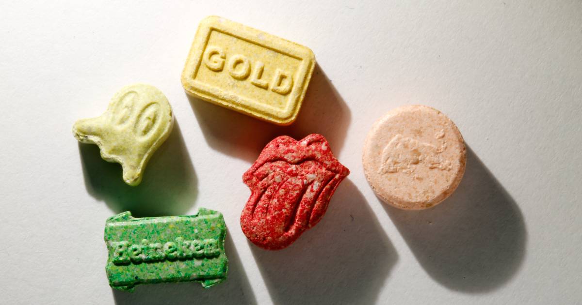 Opmerkelijk man verzamelt xtcpillen ‘om aan kleinkinderen te laten