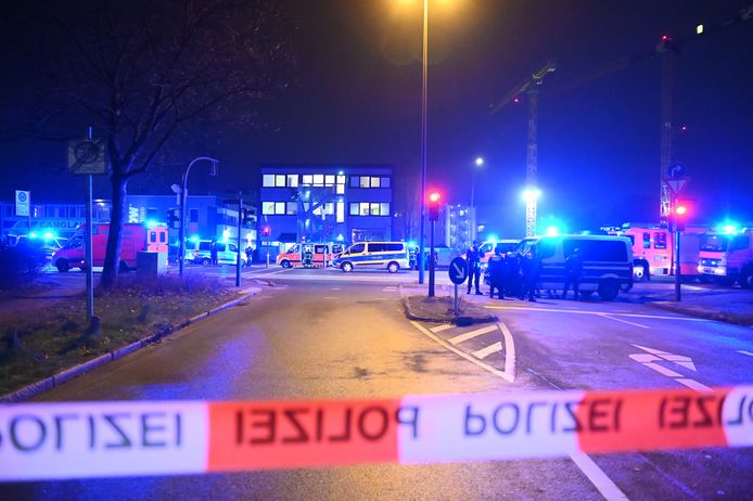 Police cordoned off the area around the shooting in Hamburg.