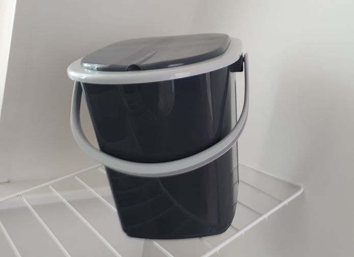 Een luxe mobiel toilet voor in de camper.