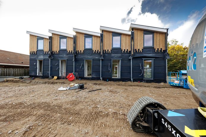 Bernheze wil vooral veel huur en koopwoningen in de goedkopere sectoren bouwen. Maar de gemeente kijkt ook naar alternatieve woonvormen zoals tiny houses. Op de foto een voorbeeld daarvan in Schijndel.