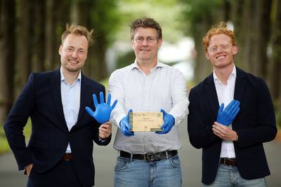 Van de schoonmaak tot in de keuken, Park Zuiderhout stapt over op duurzame handschoenen: ‘Ze zitten 