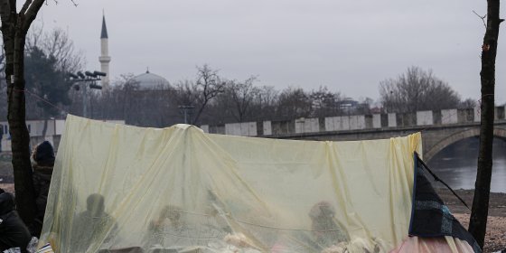 Griekenland bouwt twee nieuwe vluchtelingenkampen