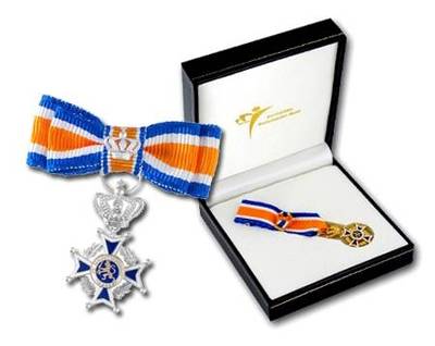 Lintje voor brandweerman Jan Evers uit Ederveen