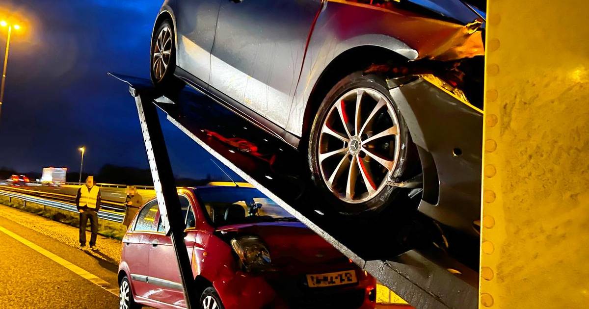 Ongeval op A1 bij Twello: weg weer vrijgegeven.