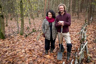 Tilburgs echtpaar plant volop bomen in Middelbeers: ‘Echt rijk hoef je niet te zijn voor je eigen st