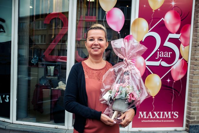 Nancy Van De Velde viert het 25-jarig bestaan van haar beautysalon Maxims Beauty.