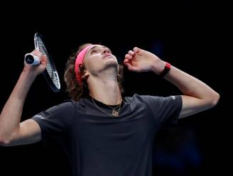 Zverev klopt Federer en staat voor eerst in finale ATP Finals