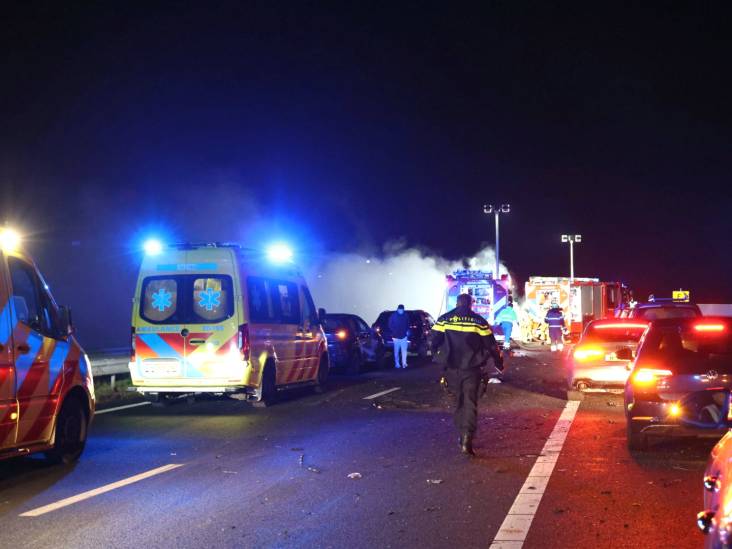 Man (33) aangehouden voor ongeluk waarbij gezin uit Raamsdonksveer omkwam: ‘Vermoedelijk alcohol en drugs op’