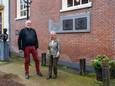 Voorzitter Matty Moggré (r) en penningmeester Herman van Splunter van de Stichting Joods Erfgoed Harderwijk voor de Oude Synagoge, waarin ze een experience-centre tegen antisemitisme willen vestigen.