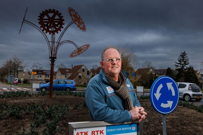 Vorig jaar lag Joep Roth met een coronabesmetting in coma. Het deed hem inzien dat er meer in het leven is dan auto's.