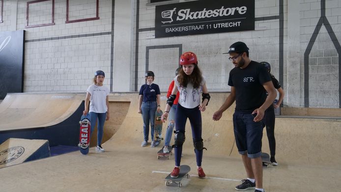 Onrecht Paragraaf Kiezen Girls Skate Camp in Utrecht: meer meiden op het skateboard | Utrecht | AD.nl