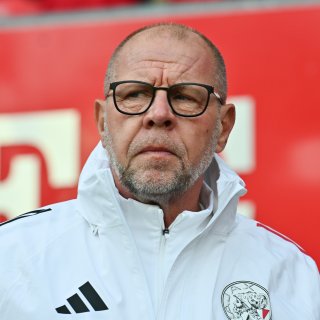 Live eredivisie | Ajax speelt na ontslag Heitinga traditioneel lastig uitduel bij FC Utrecht, Alders maakt basisdebuut