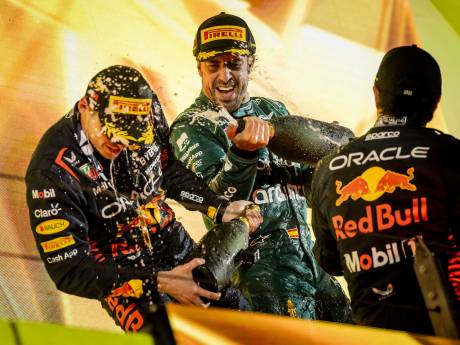 Fernando Alonso overtreft meteen alle doelen: ‘Ik heb genoten’