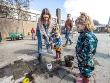 Op deze Zwolse basisschool krijgen kinderen buiten les: ‘Zo bouwt kind weerstand op’