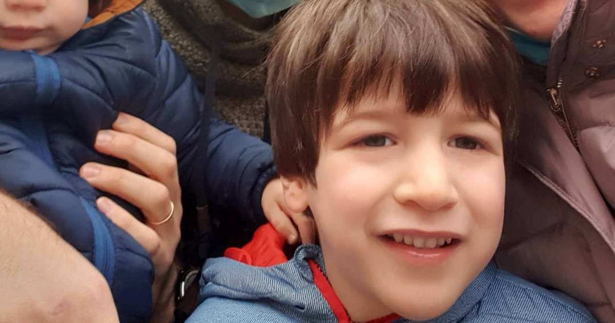 Bimbo di 6 anni sopravvive a un incidente in funivia per tornare dalla zia in Italia |  All’estero