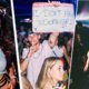 Hey, jij! Ja, jij daar! Je zag er weer ongelofelijk uit deze zomer op de festivals