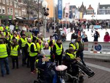 Gele Hesjes demonstreren in Middelburg: ‘Hosternokke! Rutte moe dokke!’