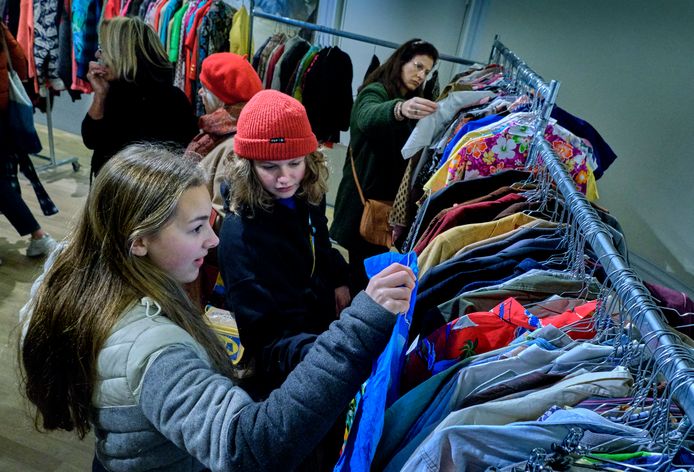 Vintage Kilo Sale in het Dordrechts Museum.