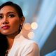 Model uit Myanmar zit vast in niemandsland op de luchthaven van Bangkok