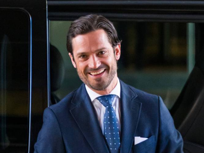 TikTok doopt Zweedse prins om tot koninklijke ‘hottie’: Carl Philip (44) gaat viraal met knappe looks