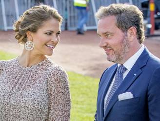 Staat prinses Madeleine er alleen voor als ze terugkeert naar Zweden? “Onwil en afkeer van haar man zijn beschamend”