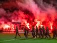 De Treffers speelt morgenavond  voor de beker tegen De Graafschap. Op de laatste training haalden de supporters al alles uit de kast om hun cluppie aan te moedigen.