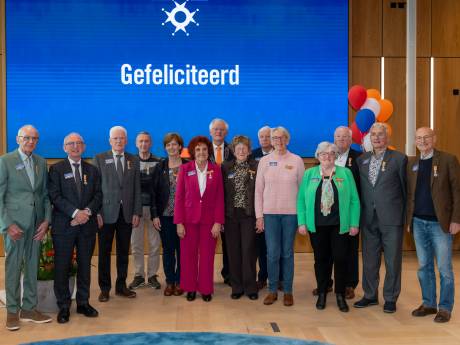 Veel lintjes in Tilburg: 38 inwoners krijgen koninklijke onderscheiding