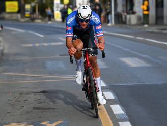 Inkijk in de voorbereiding van Milaan-Sanremo-winnaar Van der Poel: nieuwe doelen, nieuwe strategie en ‘nieuwe’ trainer