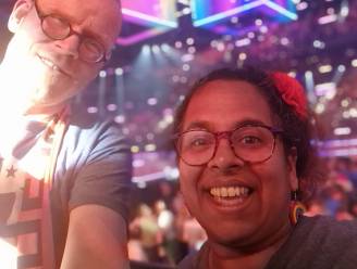 Nederlandse fans keren verdwaasd terug van bizar  songfestival: ‘Ze zijn daar raar bezig’