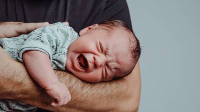 “Je merkt in het eerste jaar of je baby een malrotatie heeft”: arts noemt de symptomen die je op tijd moet herkennen
