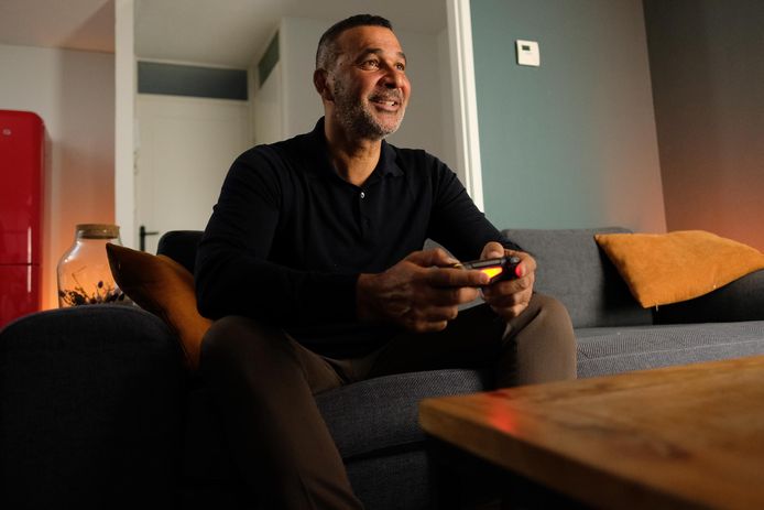 Ruud Gullit probeert als ambassadeur van Rule The Game ouders te helpen bij het omgaan met hun gamende kind.