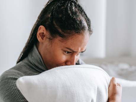 Een postpartum depressie: ‘Ik voelde geen klik of wowmoment toen hij op me werd gelegd’