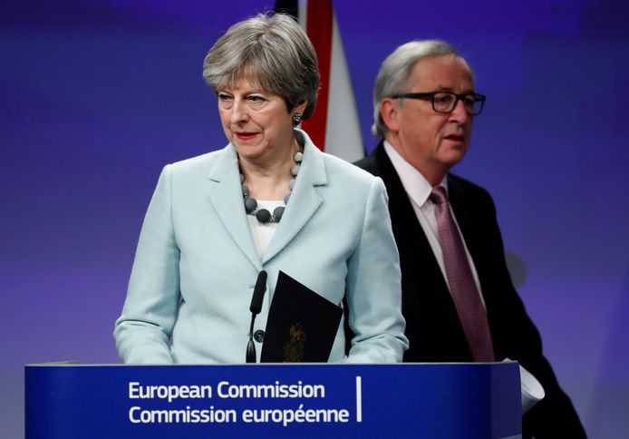 De Britse premier Theresa May en Europees Commissievoorzitter Jean-Claude Juncker stelden het akkoord vanmorgen voor.